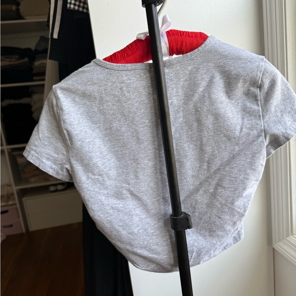 TNA Light Gray Ruched Crop Top - Picture 3 of 5